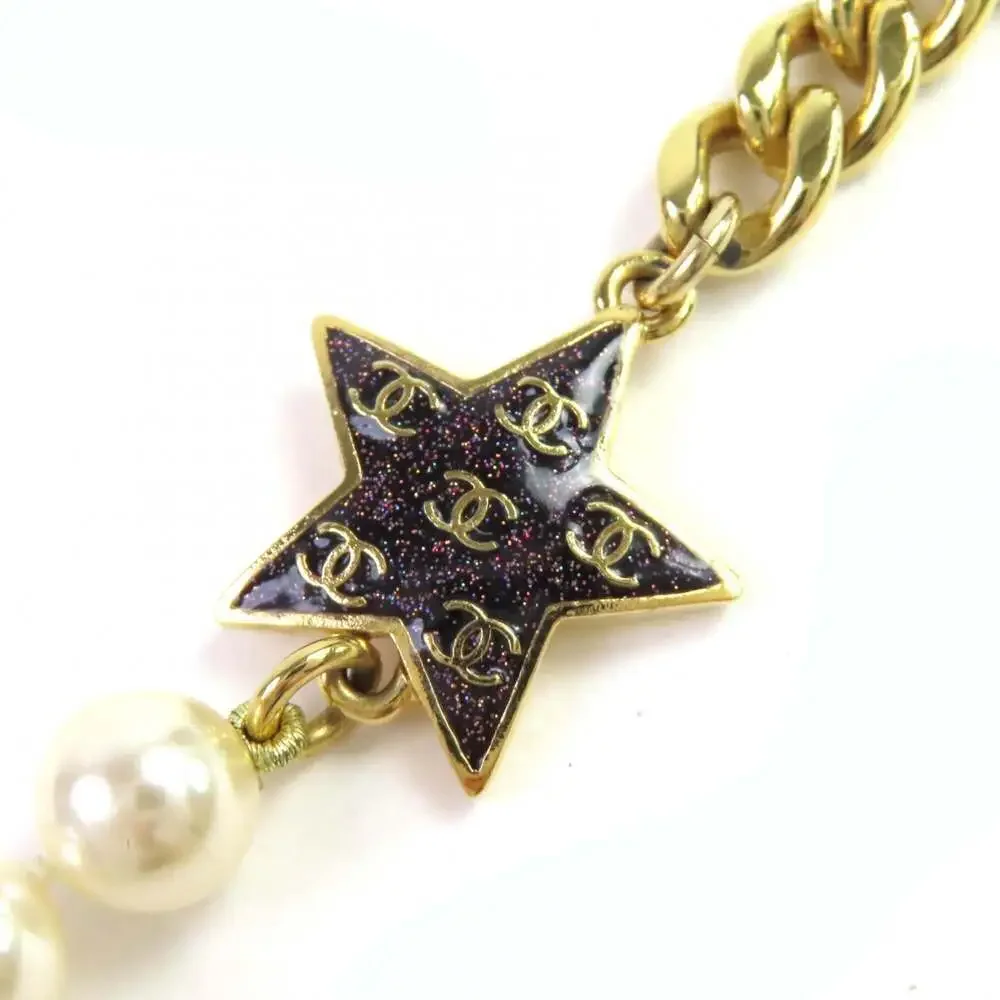 CHANEL White Pearl Logo Necklace